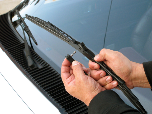 Replace Windshield Wipers CLUNKBUCKET