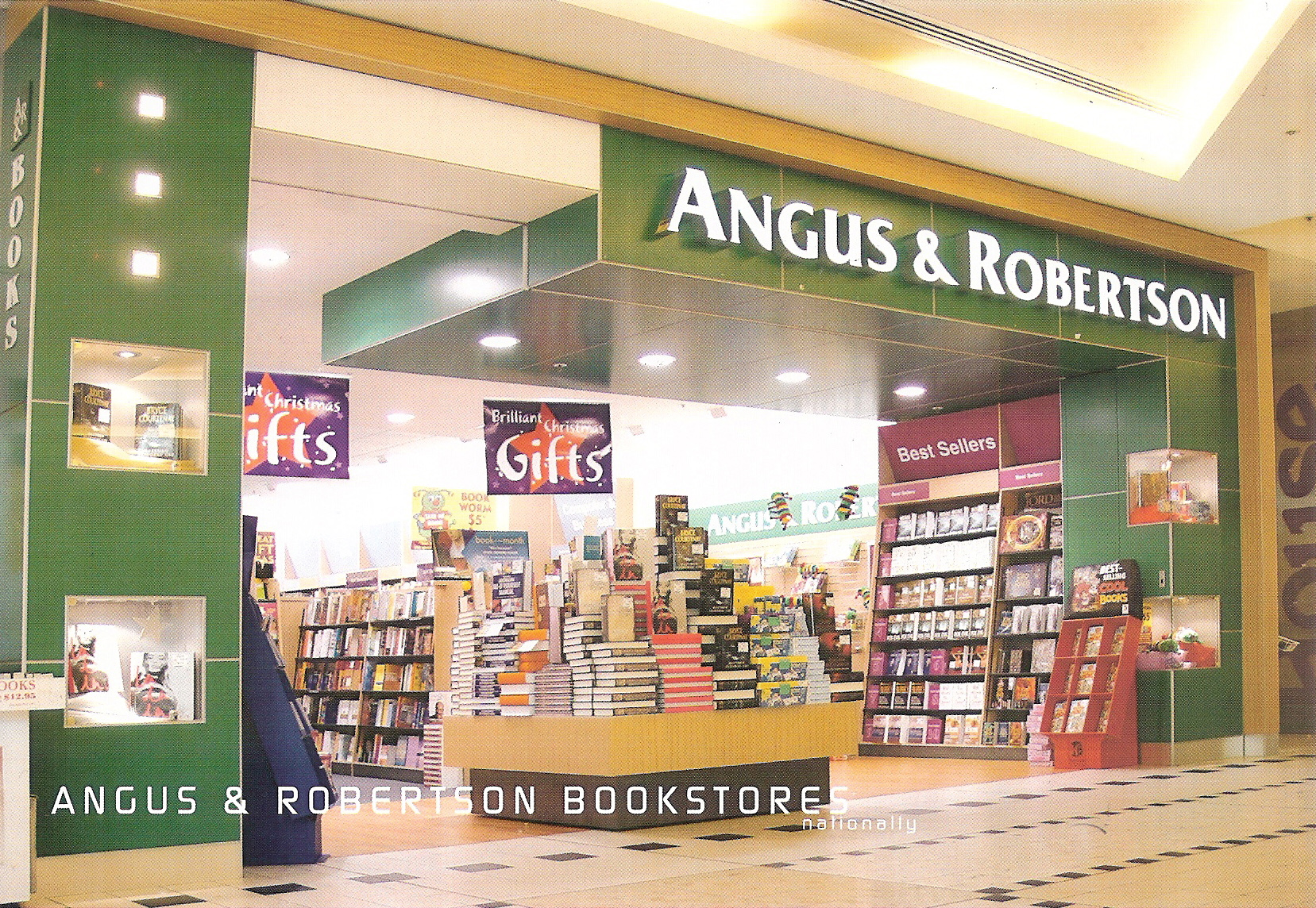 Angus & Robertson Carolyn McLean Architect