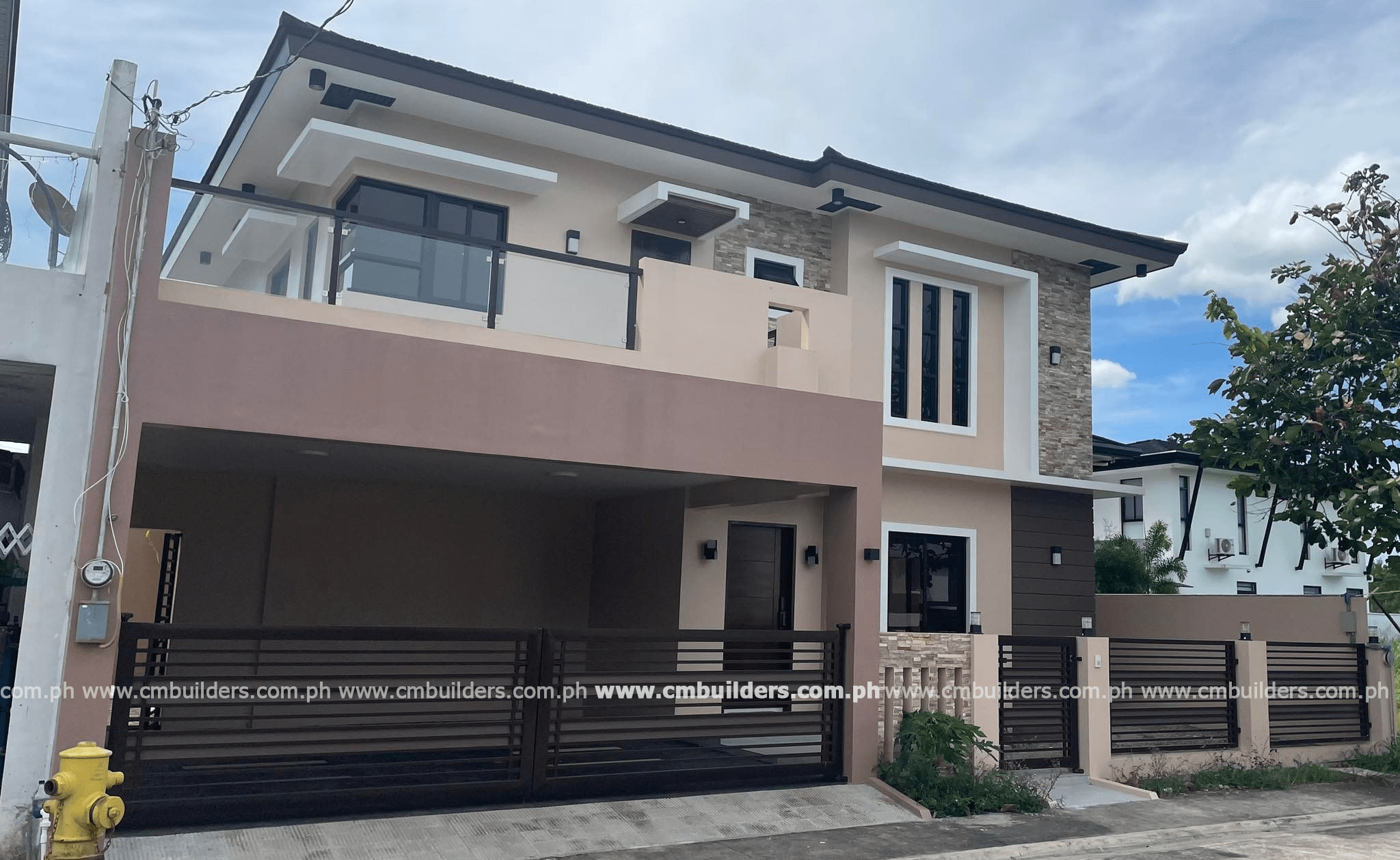 Two Storey Modern Residence at The Sonoma, Sta. Rosa, Laguna CM Builders