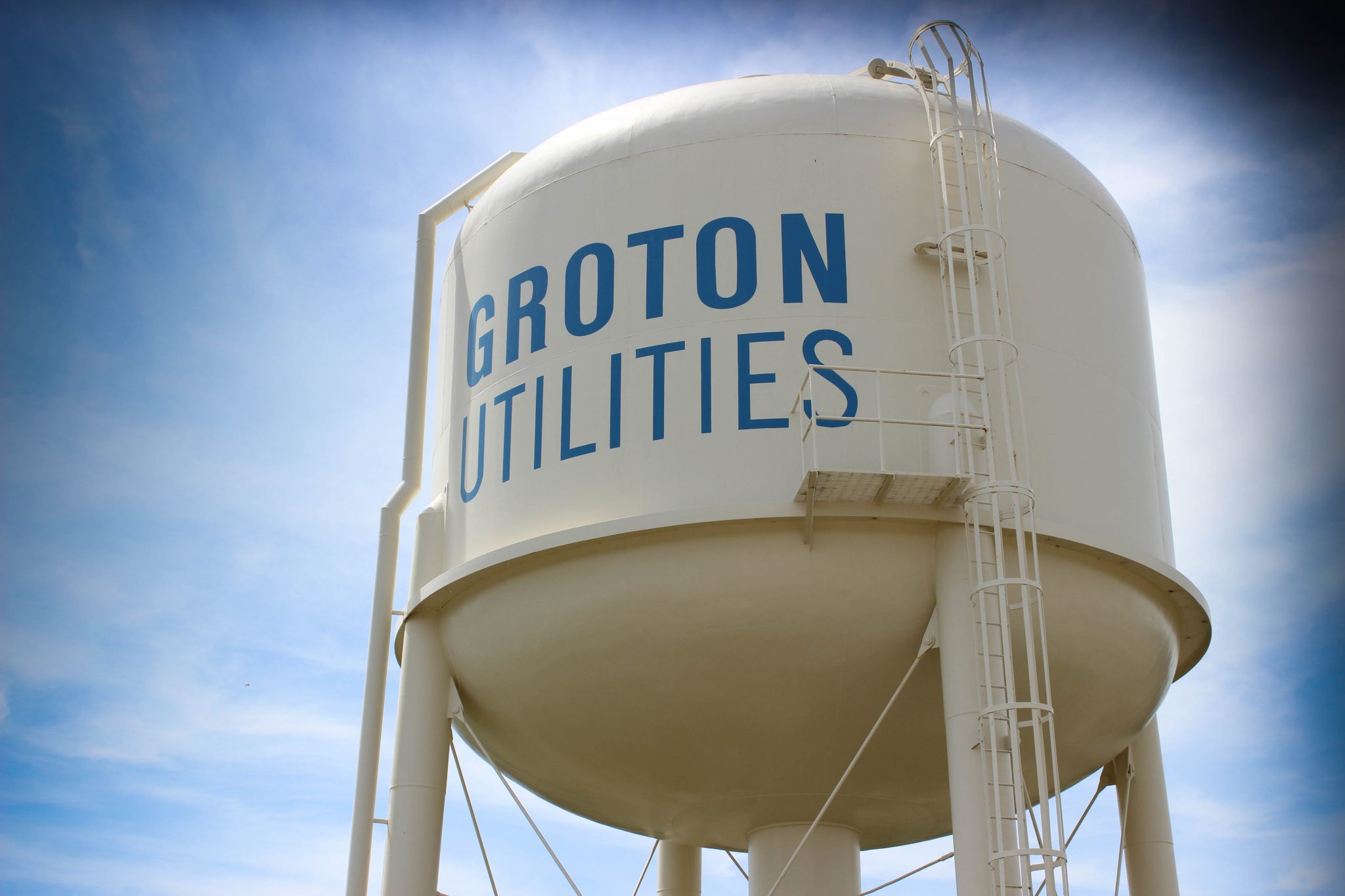 Groton Utilities Connecticut Municipal Electric Energy Cooperative