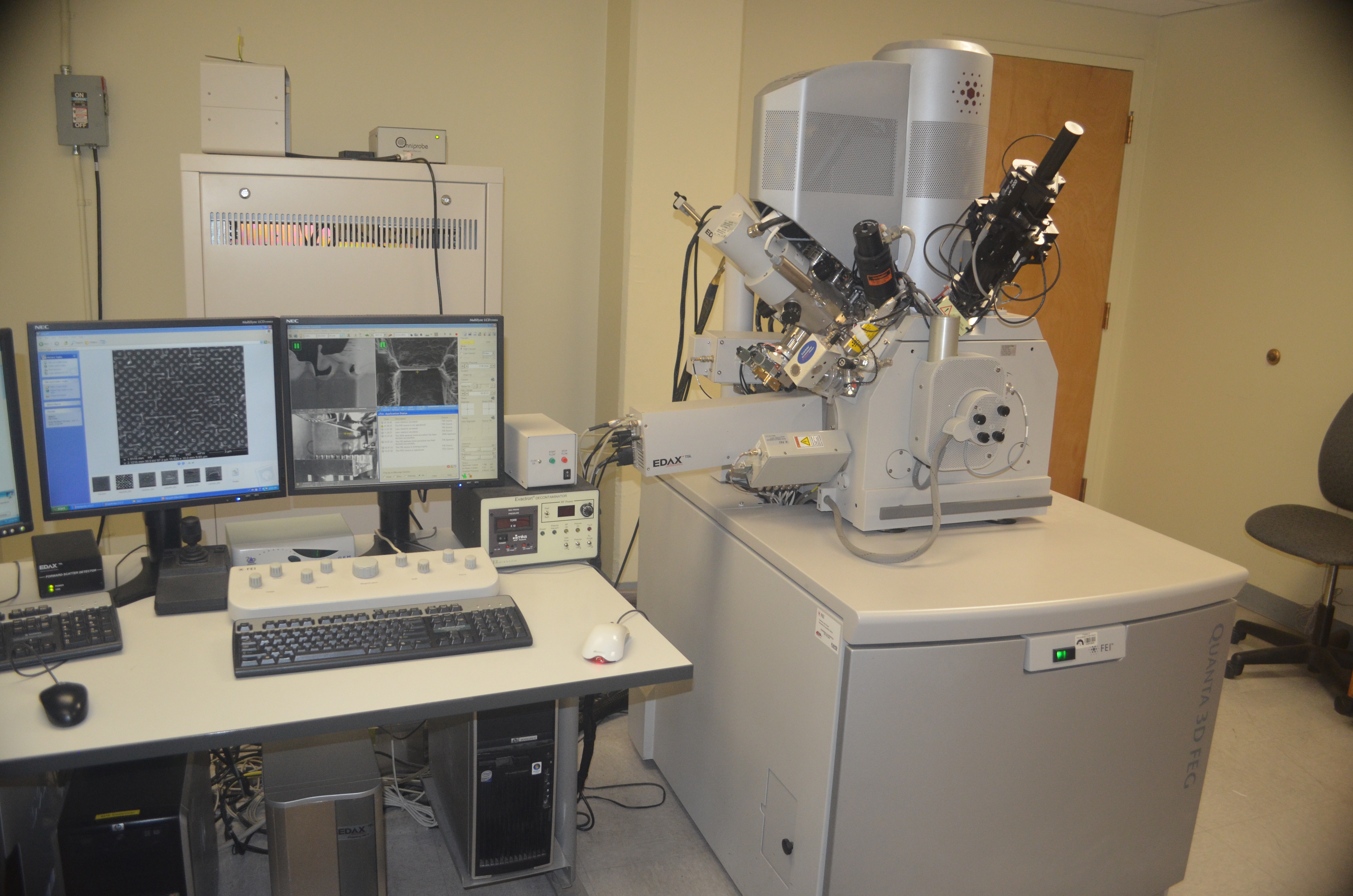 UNM Center for MicroEngineered Materials