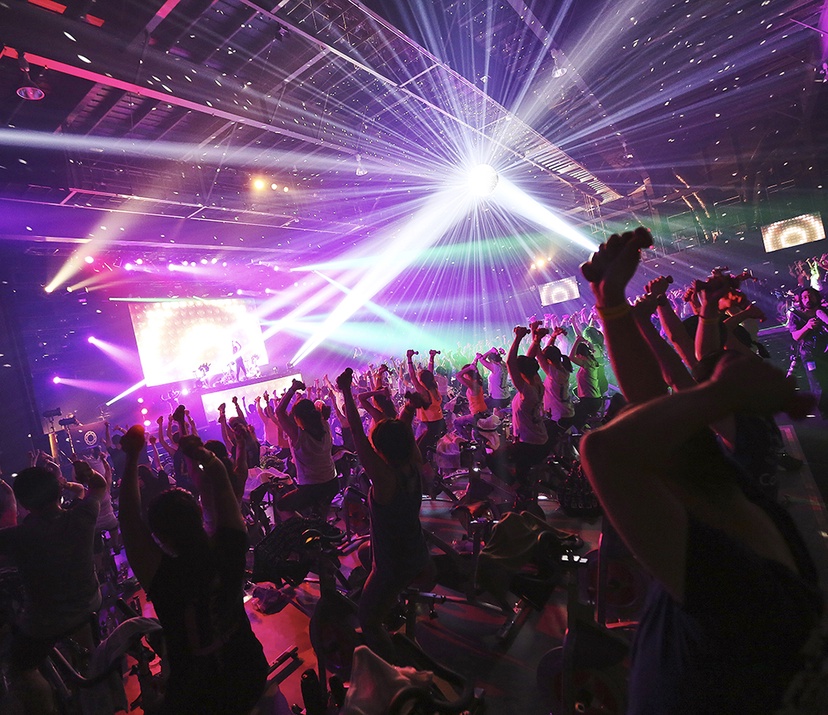 音楽は運動に効果的？ 「話題のFEELCYCLEに学ぶ、音楽とひとつになるということ」（後編） ASICS Japan