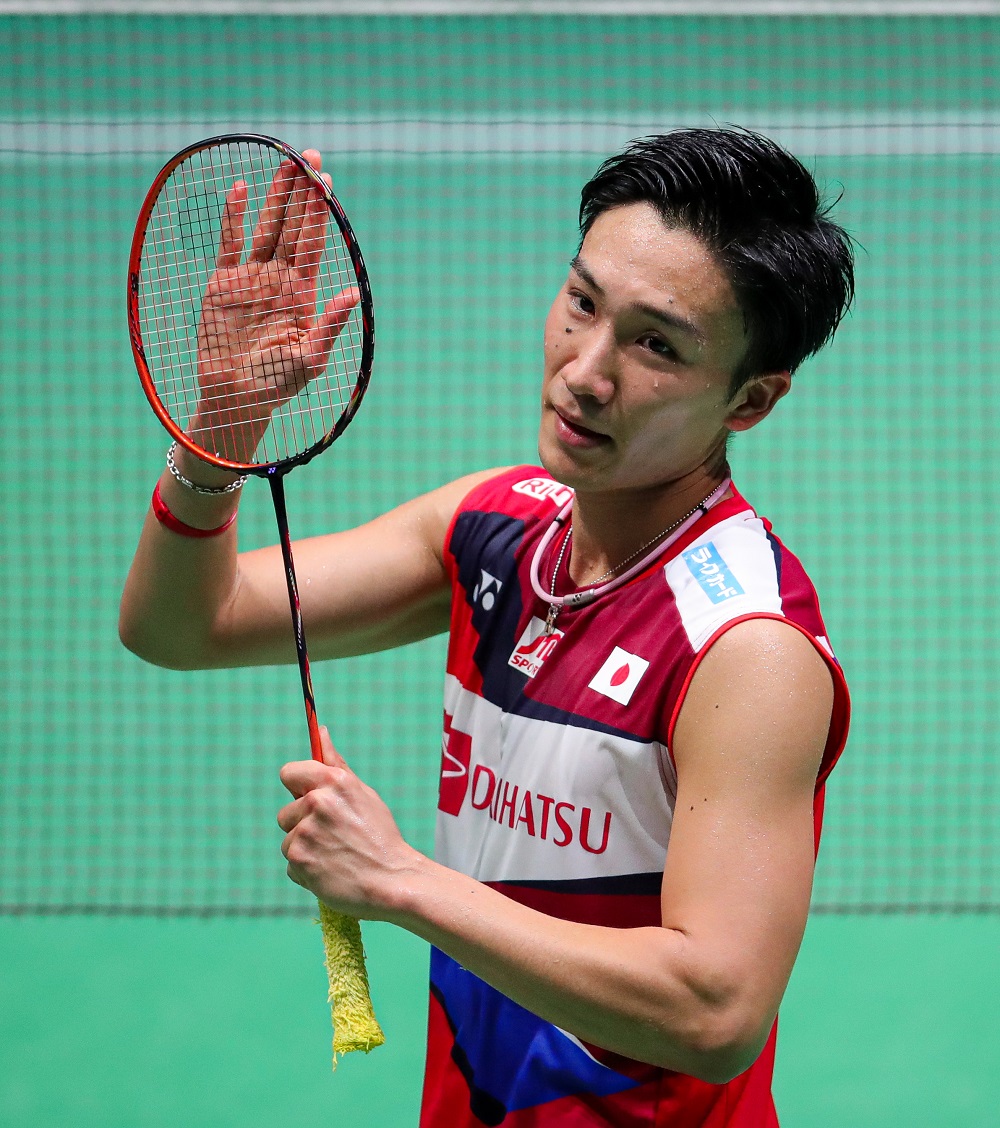 Discussion in 'badminton rackets / equipment' started by ricardo pereira couldn't find a good picture of the racket as a whole but from the pieces seen with red frame and. Momota / Badminton Japan S World No 1 Kento Momota Tests ...