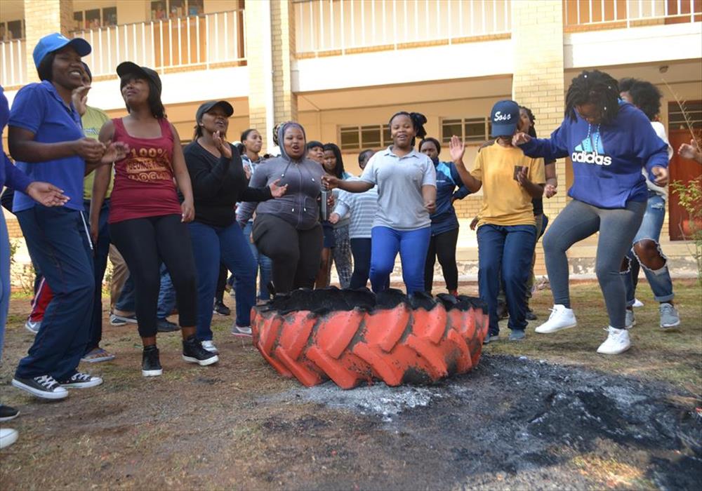 Anger after pregnant student's arrest Oudtshoorn Courant