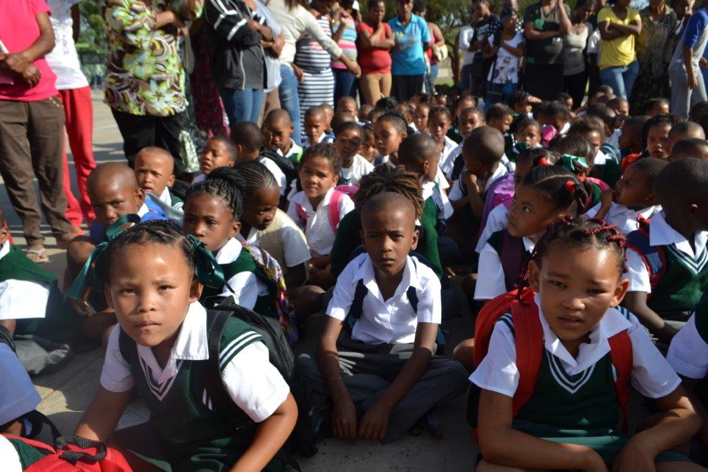 My 1ste skooldag by Bergsig Primêr Oudtshoorn Courant