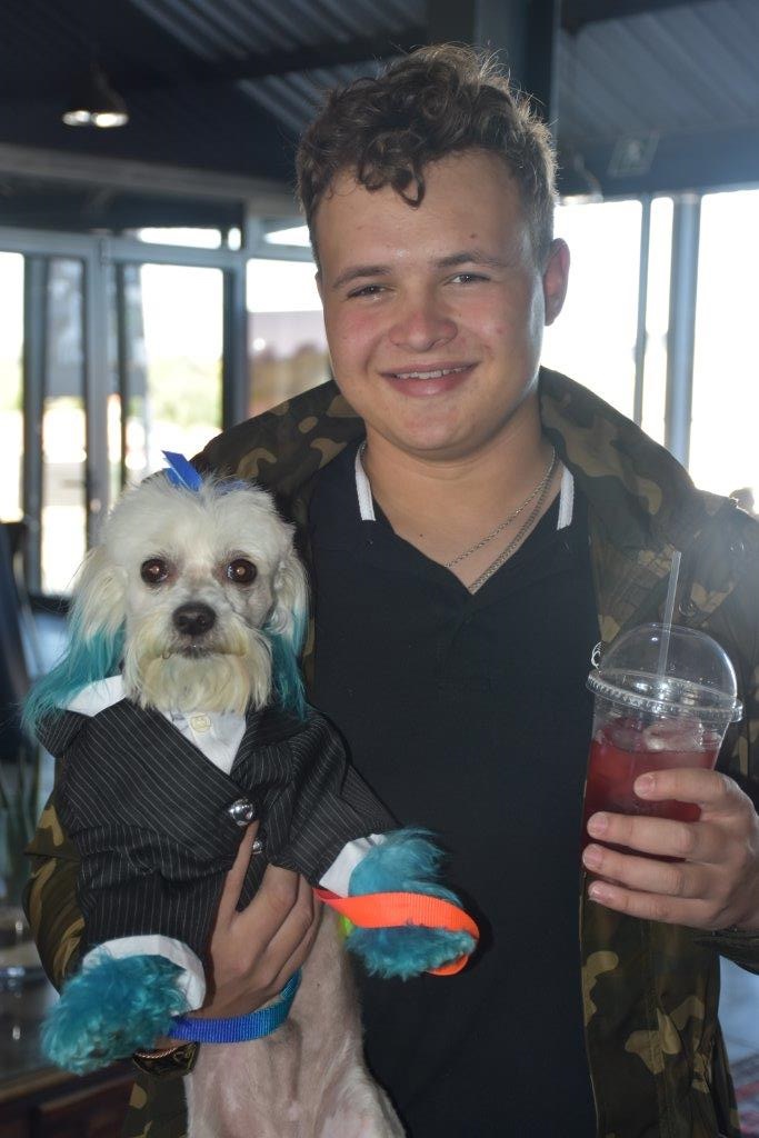 Oudtshoorndiereherberg hondeskou Oudtshoorn Courant