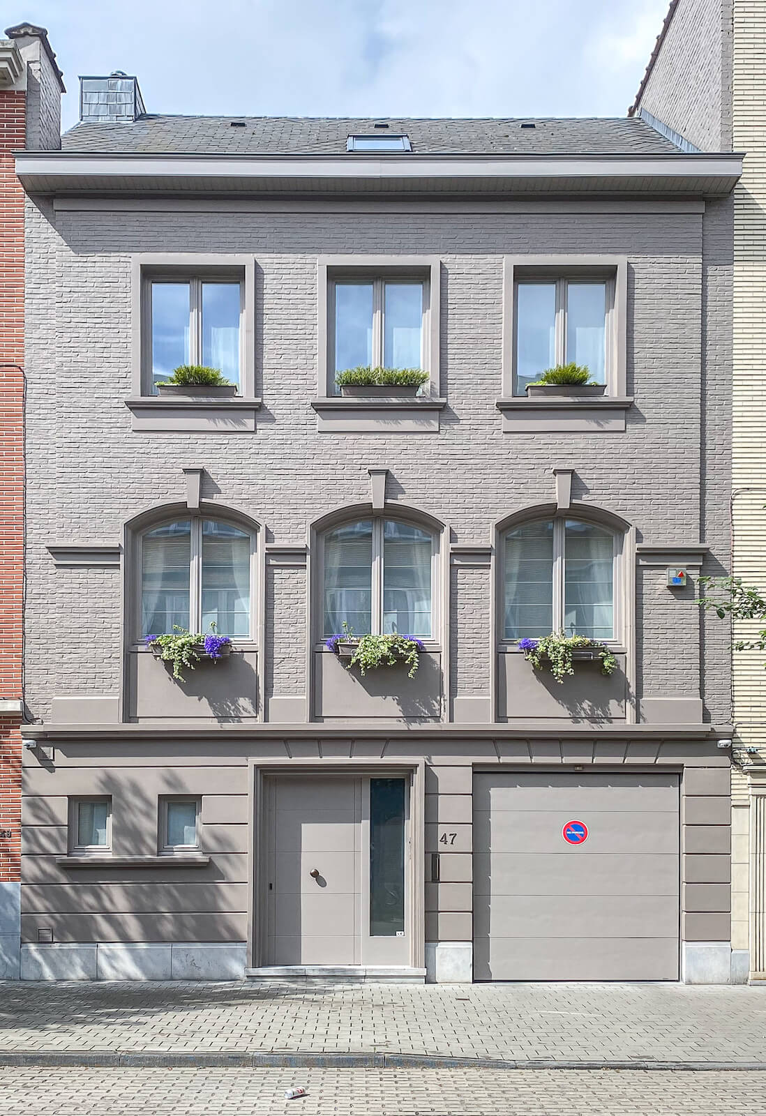 Ixelles House for Sale (429 sqm) Inside Properties