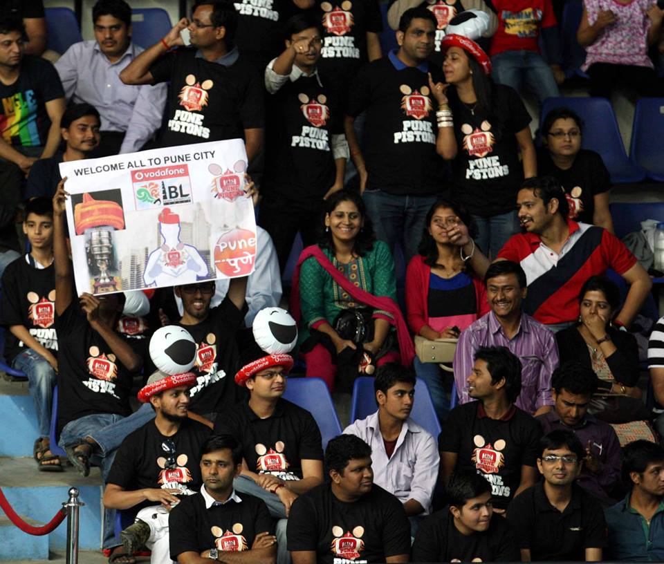 Pune Pistons Supporters