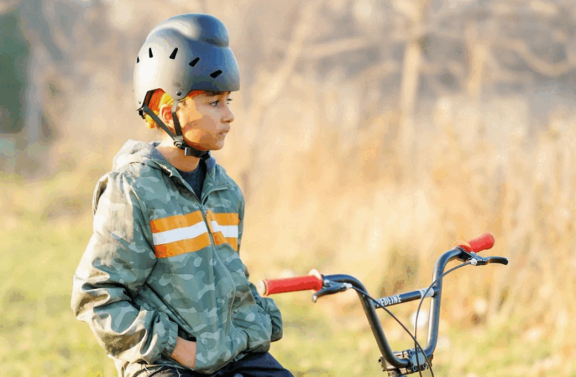 सिख मां ने बनाया बच्चे के लिए खास हेलमेट, पगड़ी पर हो जाता है फिट Sikh mother made special