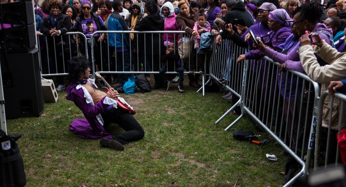 Photos Hundreds Party In The Name Of Prince In Fort Greene Park