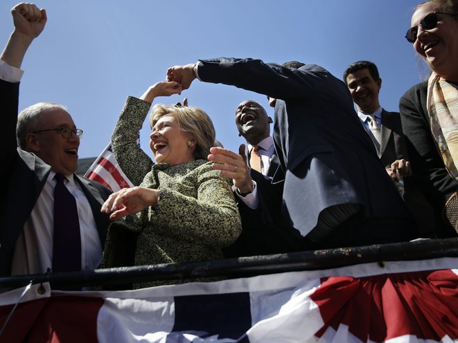 Hillary Clinton Dances In Washington Heights, Lands Crucial Andrea