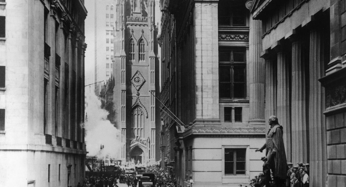 Photos Revisit The 1929 Wall Street Crash, Which Began 86 Years Ago