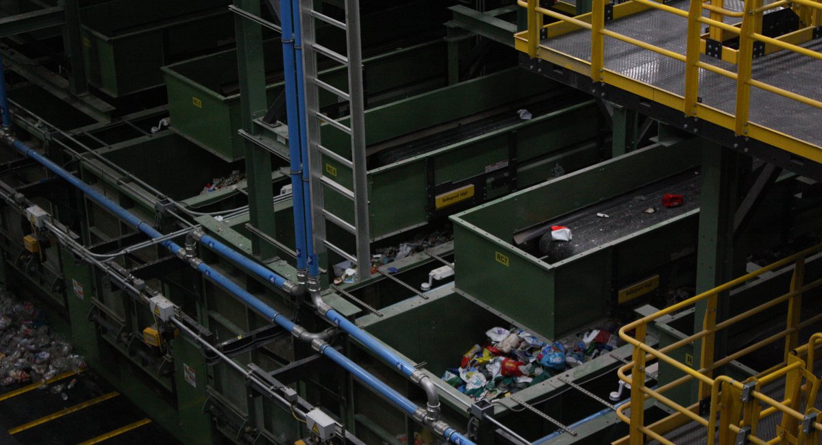 Photos Step Inside Brooklyn's Massive New Recycling Center Gothamist