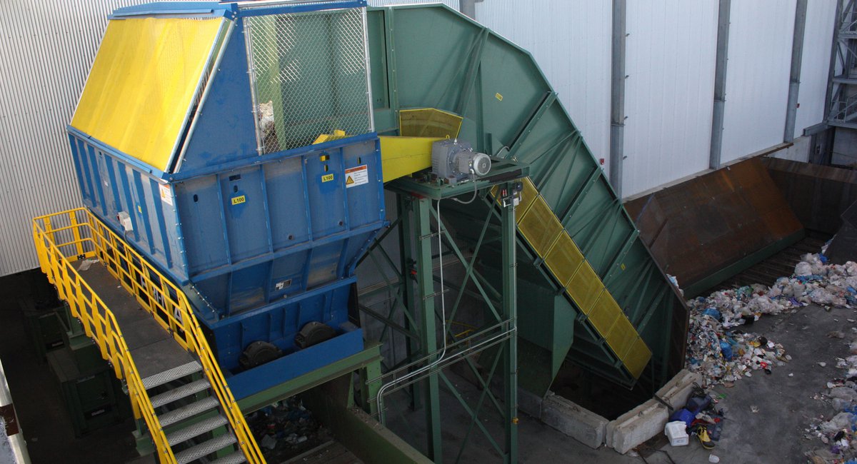 Photos Step Inside Brooklyn's Massive New Recycling Center Gothamist