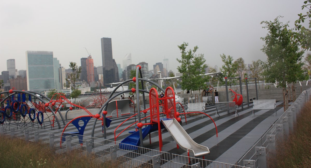 Take A Tour Of LIC's Pretty New 66 Million Waterfront Park Gothamist