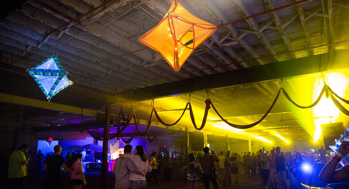 Photos Here's How A Real Bushwick Warehouse Party Is Done Gothamist