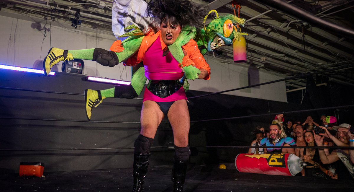 Inside Choke Hole, A Spectacular Drag Queen Wrestling Match In Queens