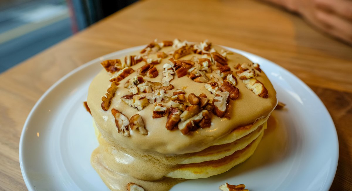 Fluffy Japanese Pancakes Now Being Served At Flipper’s In SoHo Gothamist