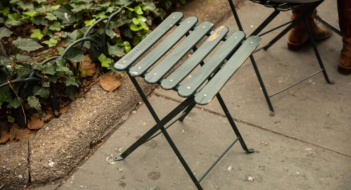 How Bryant Park's Iconic Chairs Revolutionized Public Spaces Gothamist
