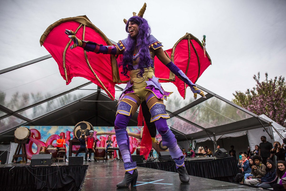 Photos: Sakura Matsuri Closes With Raucous Cosplay Fashion Show - Gothamist