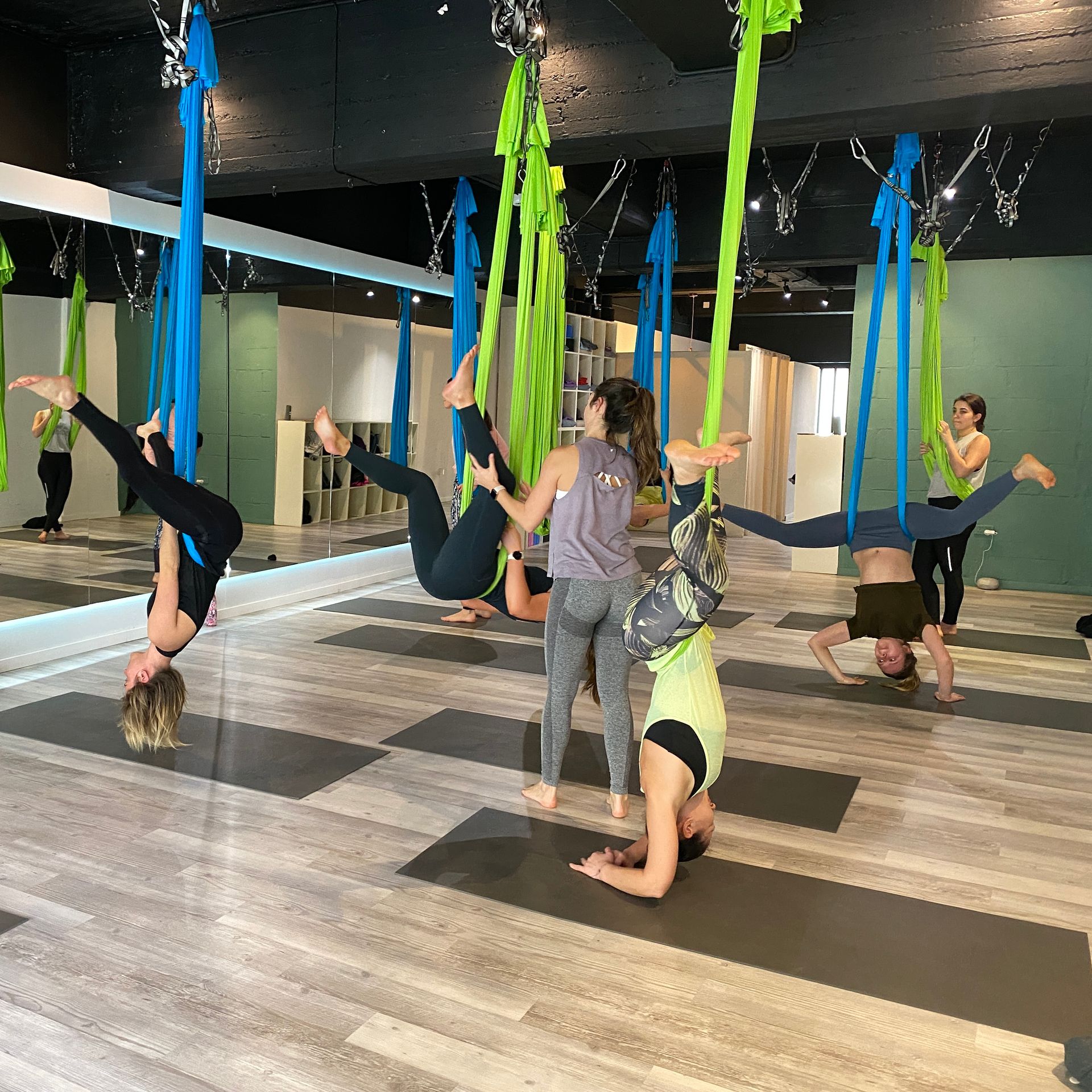 Aerial SlingsYoga Teacher Training Rosita Jan