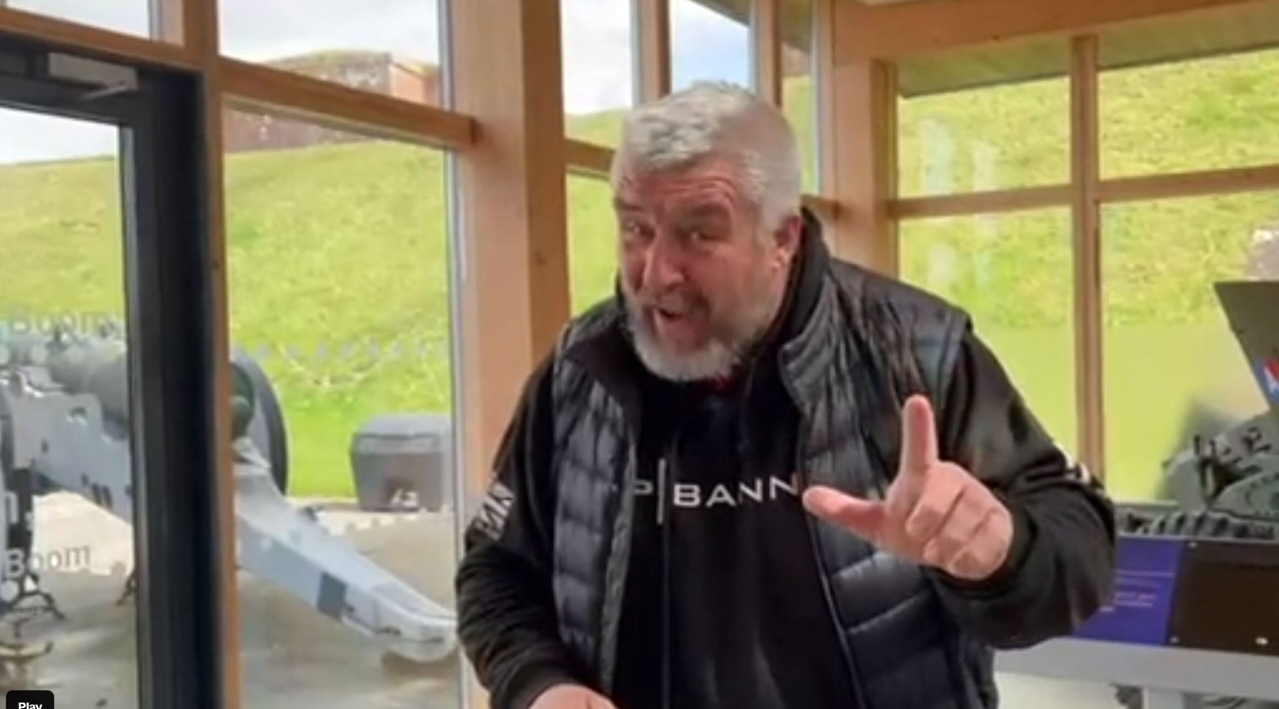 SAS Veteran Big Phil Campion Shows Us Artillery at Fort Nelson SOFREP