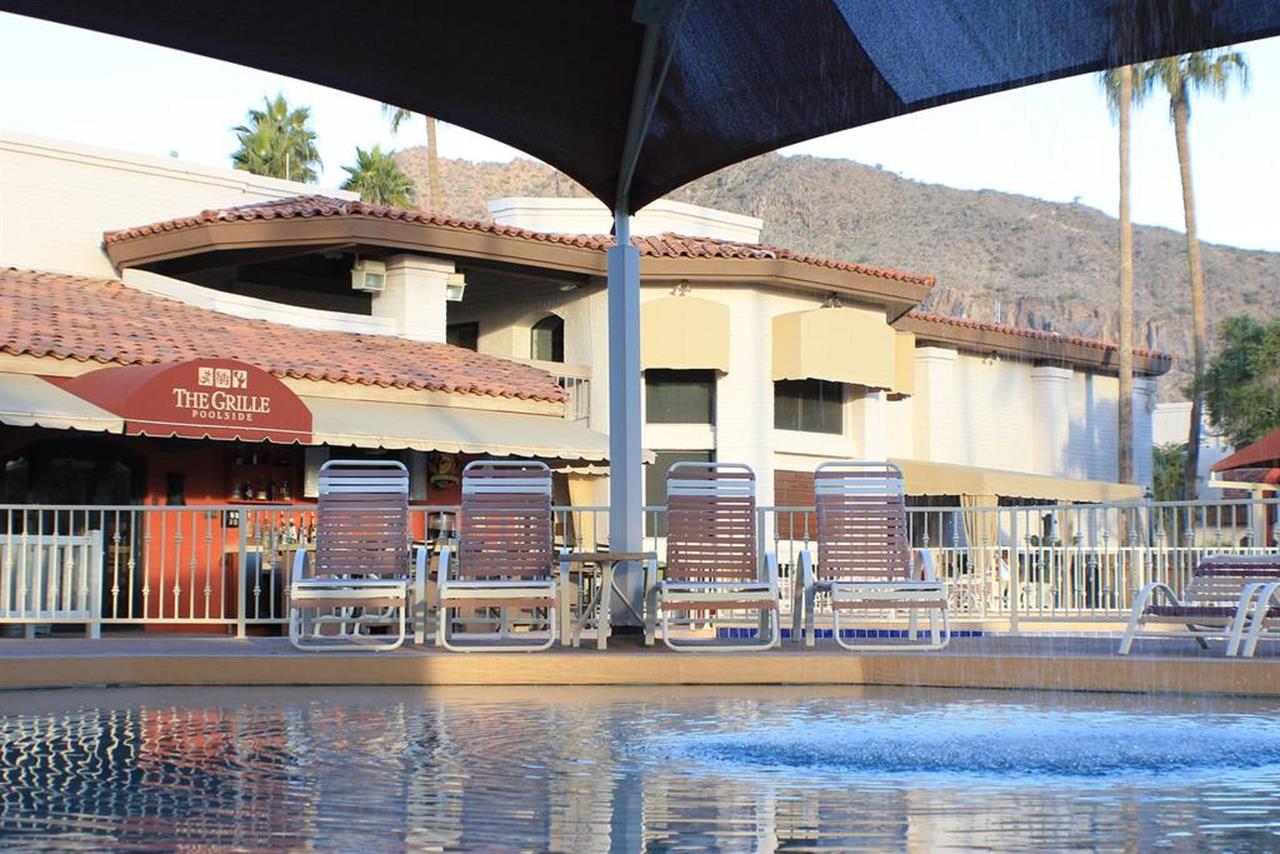 Scottsdale Camelback Resort Classic 3BR Condo with Playground