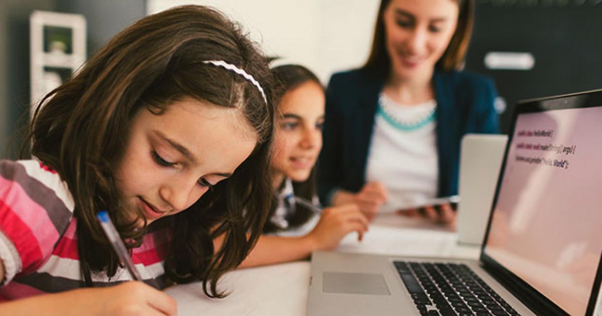 5 Ways Teachers Can Encourage Digital Literacy in the Classroom