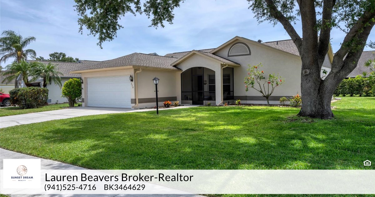 229 Park Forest Blvd, Englewood, FL 34223