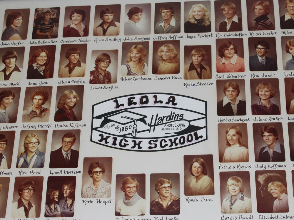 Yearbook/Alumni Gallery Leola School District 442, SD
