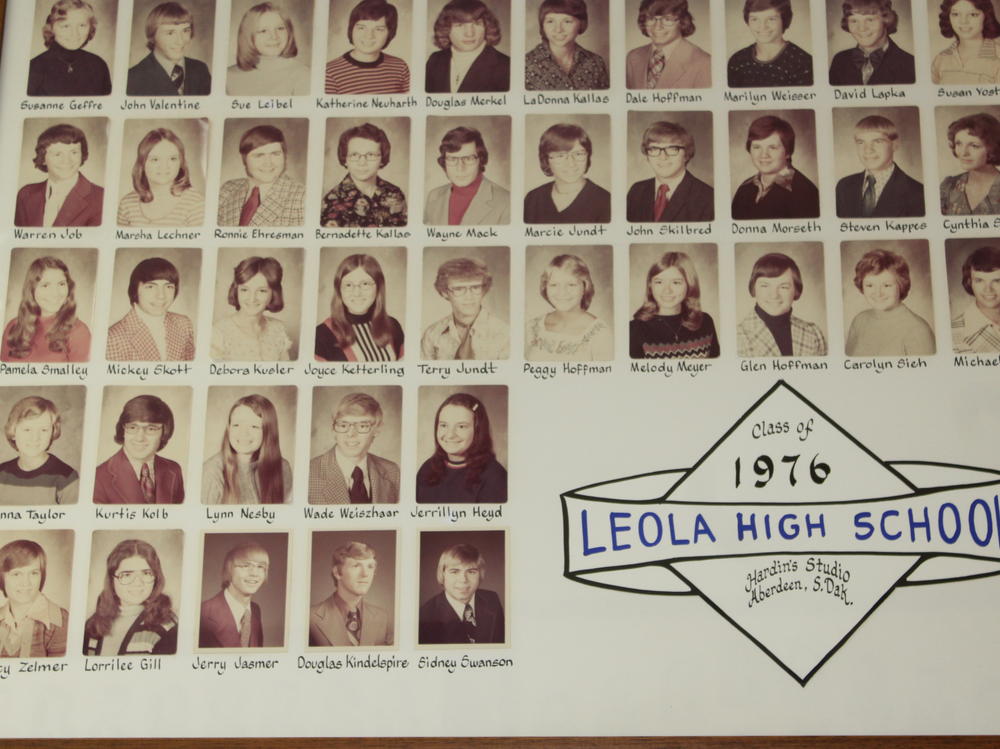 Yearbook/Alumni Gallery Leola School District 442, SD