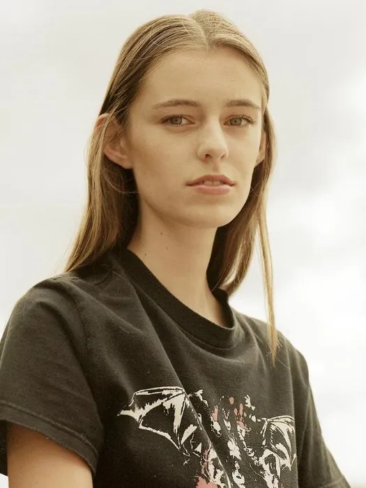 Lindsay Doyle Canadian Model & Talent Convention Inc.