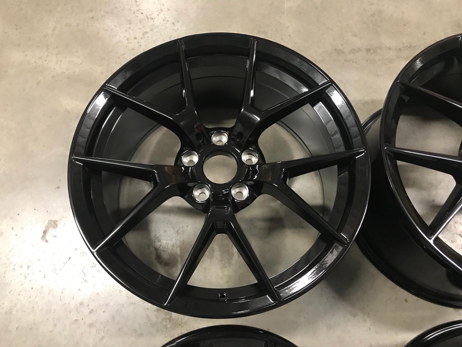 19″ 763M M4 CS Style Wheels Gloss Black CMWheels