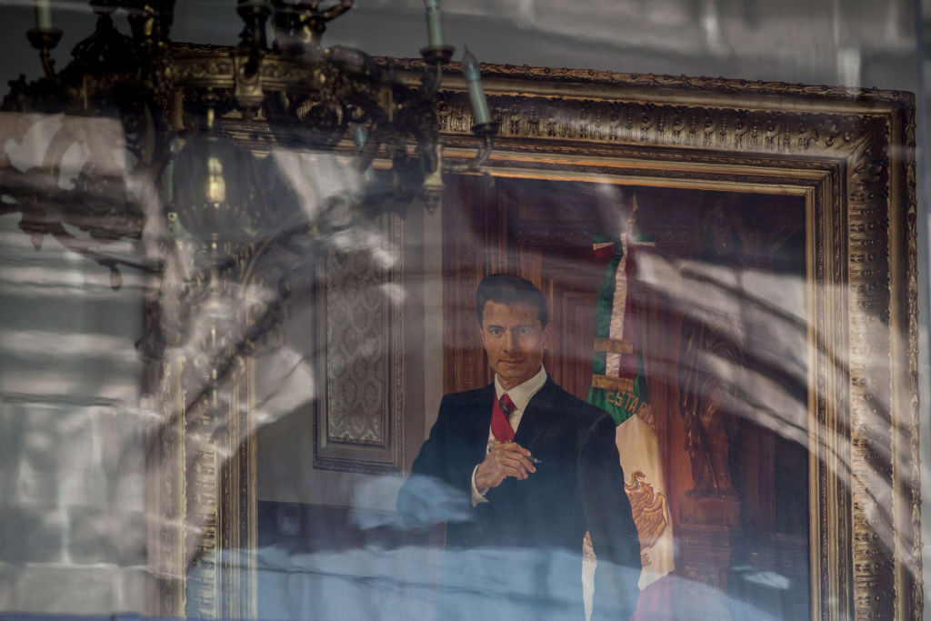Abren investigación contra Enrique Peña Nieto por presuntos delitos federales
