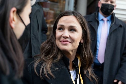 Jennifer Garner says she was dumped the day after her very