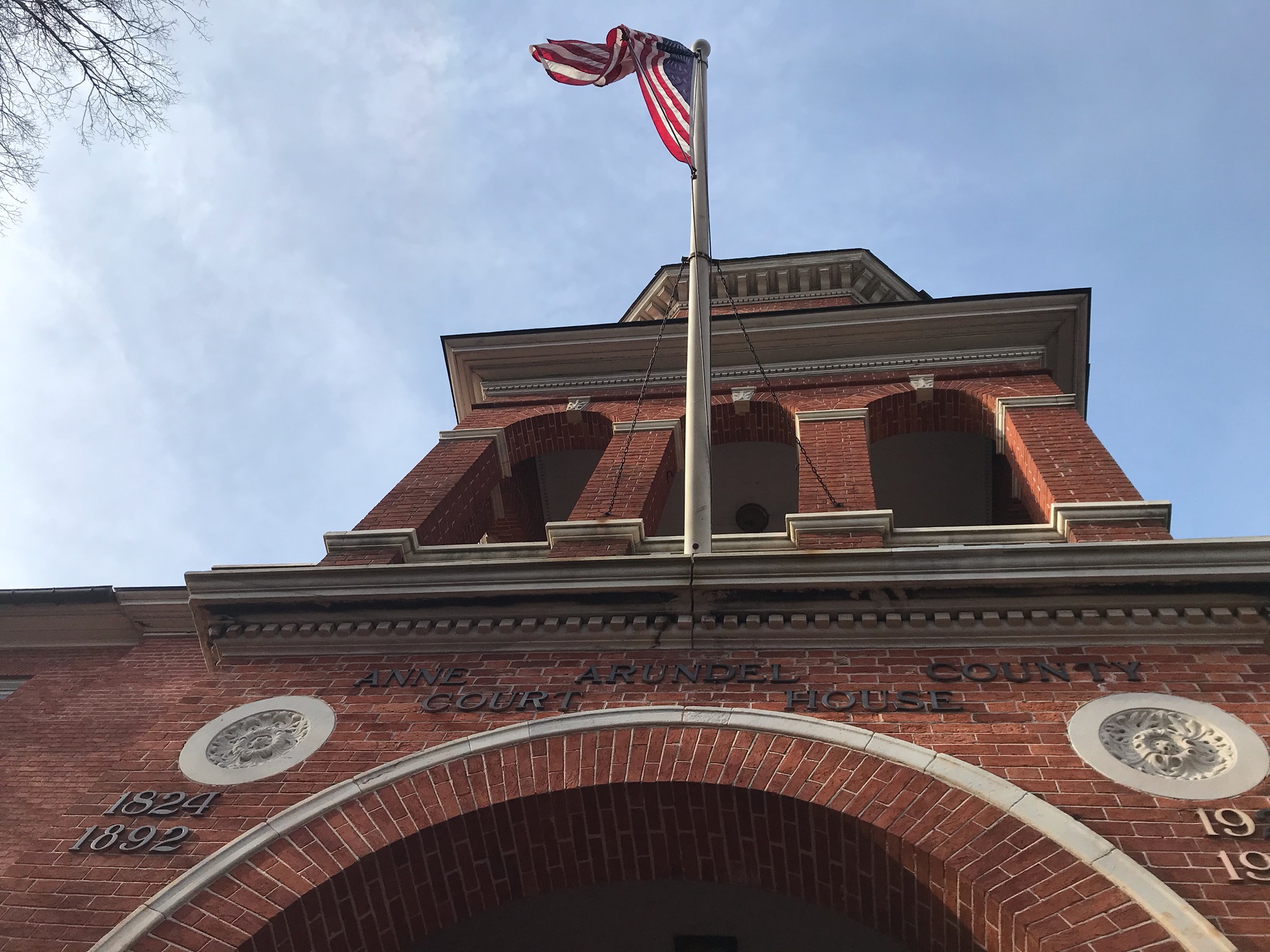 Prosecution interviews must be shared with defense in the Capital