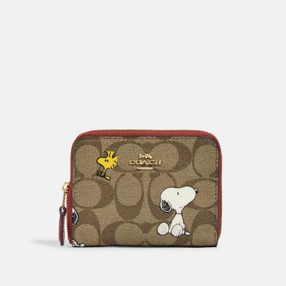 COACH® Outlet COACH® Coach X Peanuts Small Zip Around Wallet In
