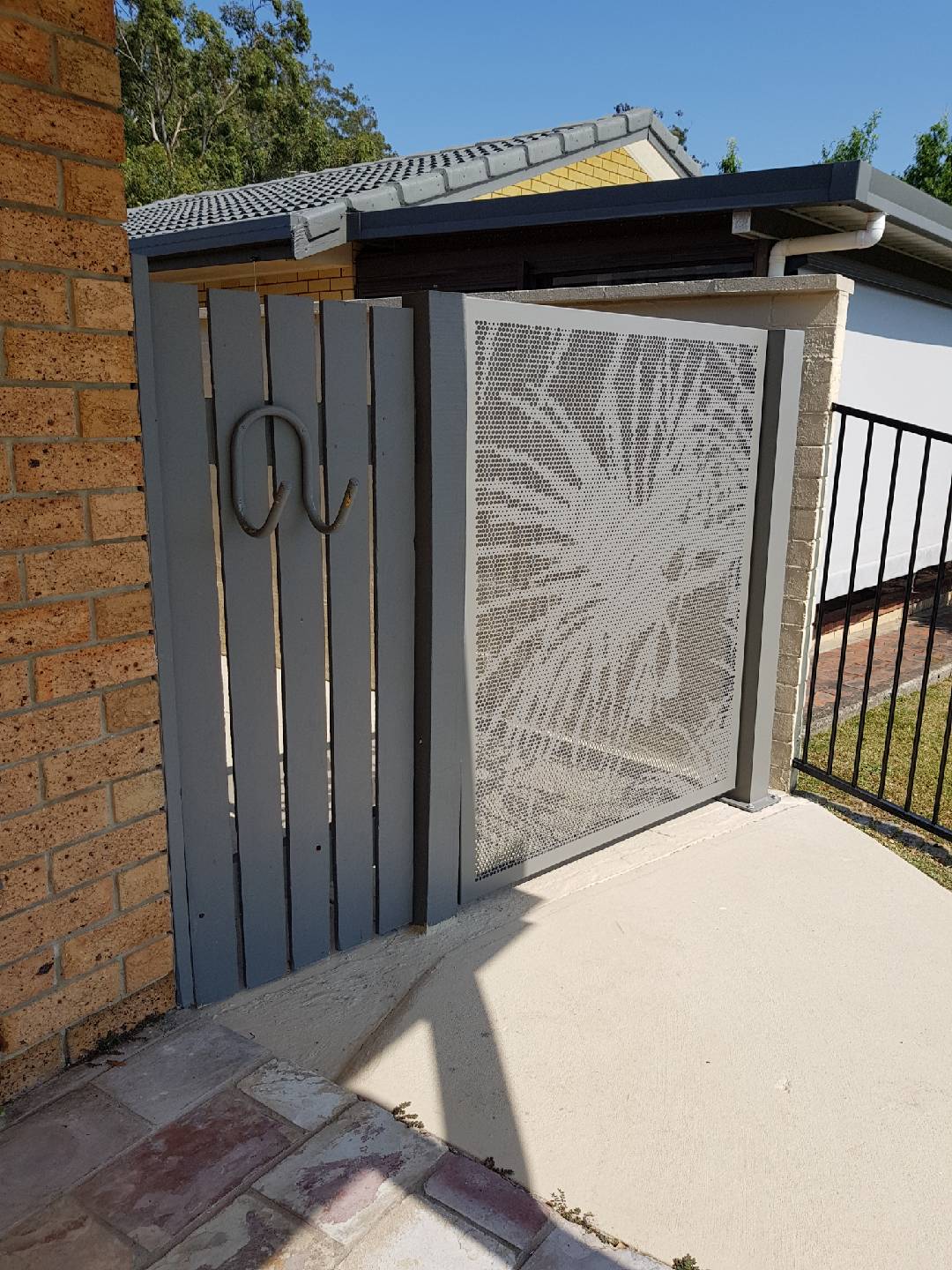 Automatic Aluminium Sliding ,Swinging Gates Installed on the Gold Coast