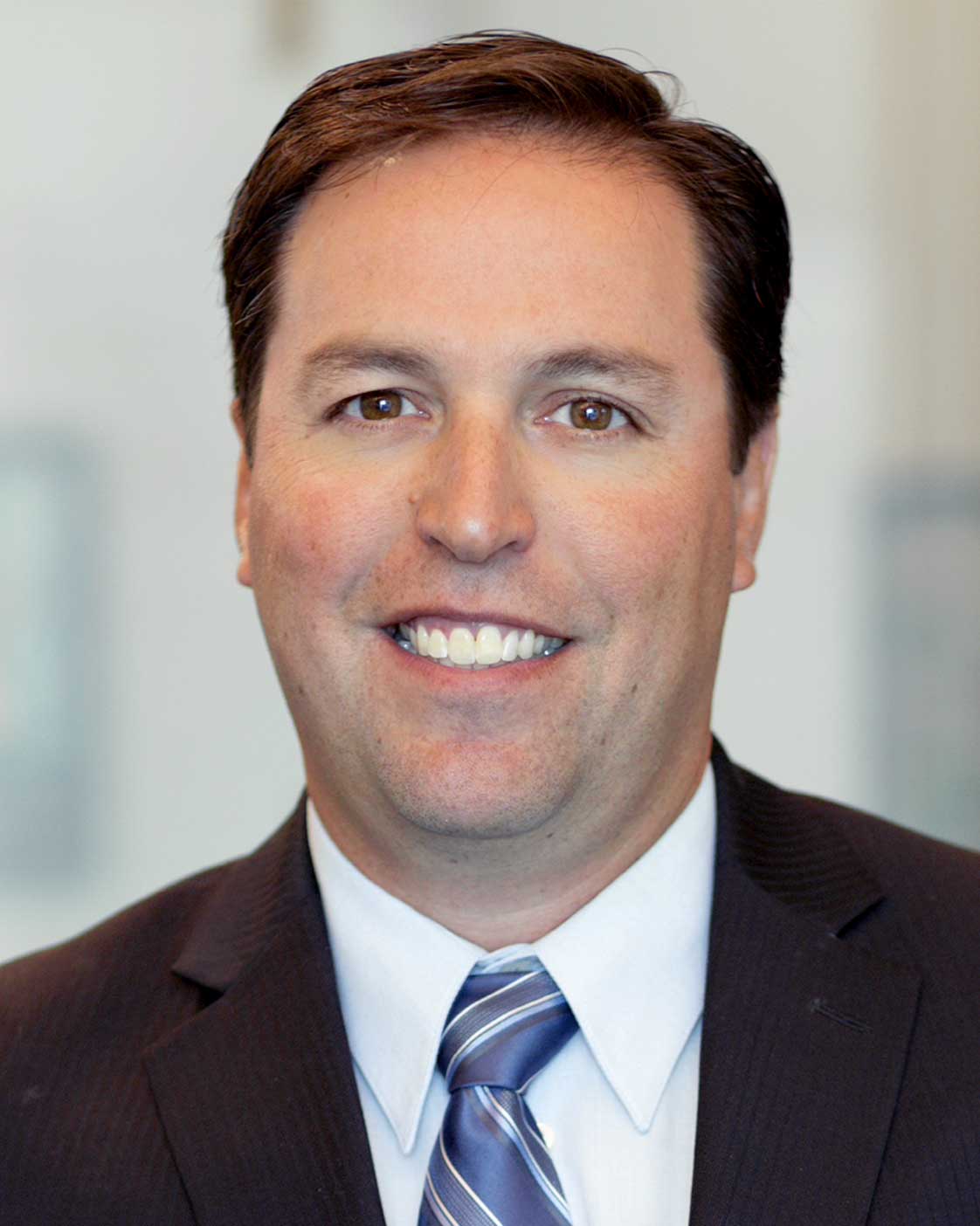 Coastal Community Private Wealth Group · Ian Morris