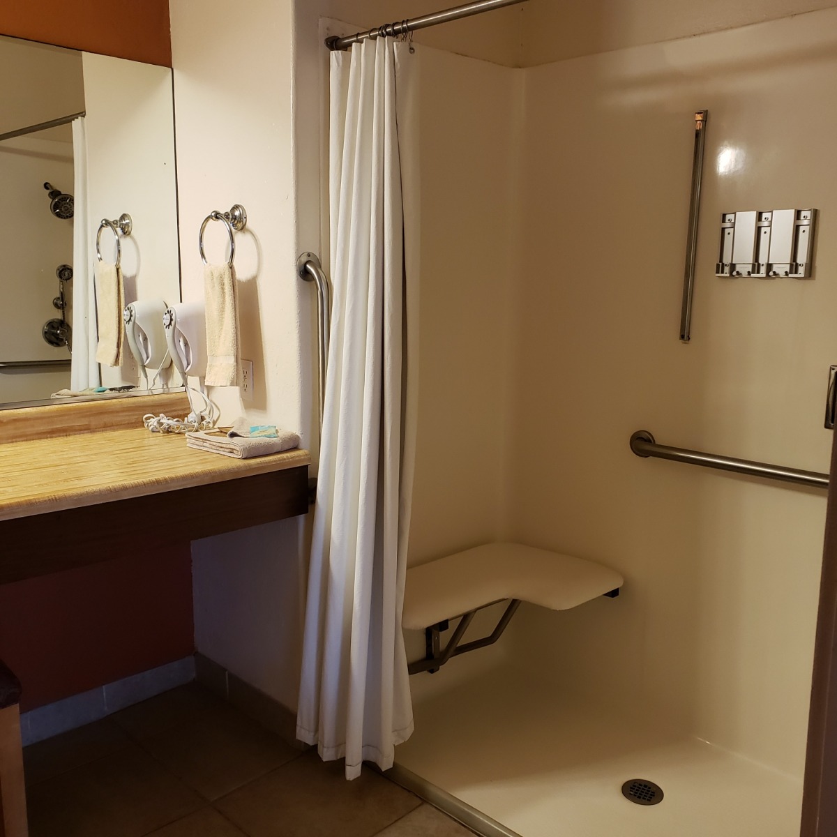 Fort Bragg Hotel Rooms & Rates Coast Inn & Spa Mendocino Coast Lodging