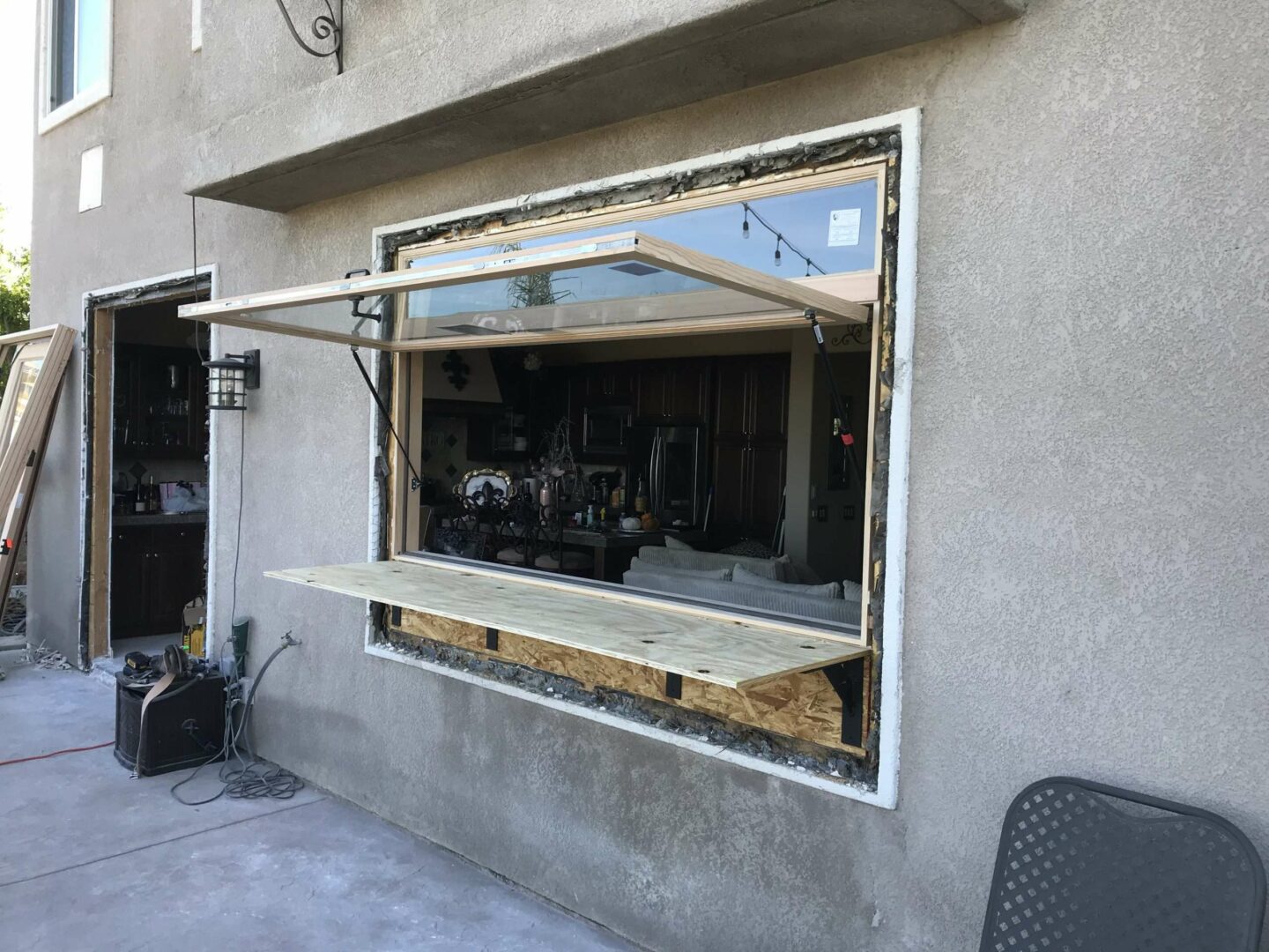 *NEW* Hydraulic Servery Awning Window Cobb Custom Millwork