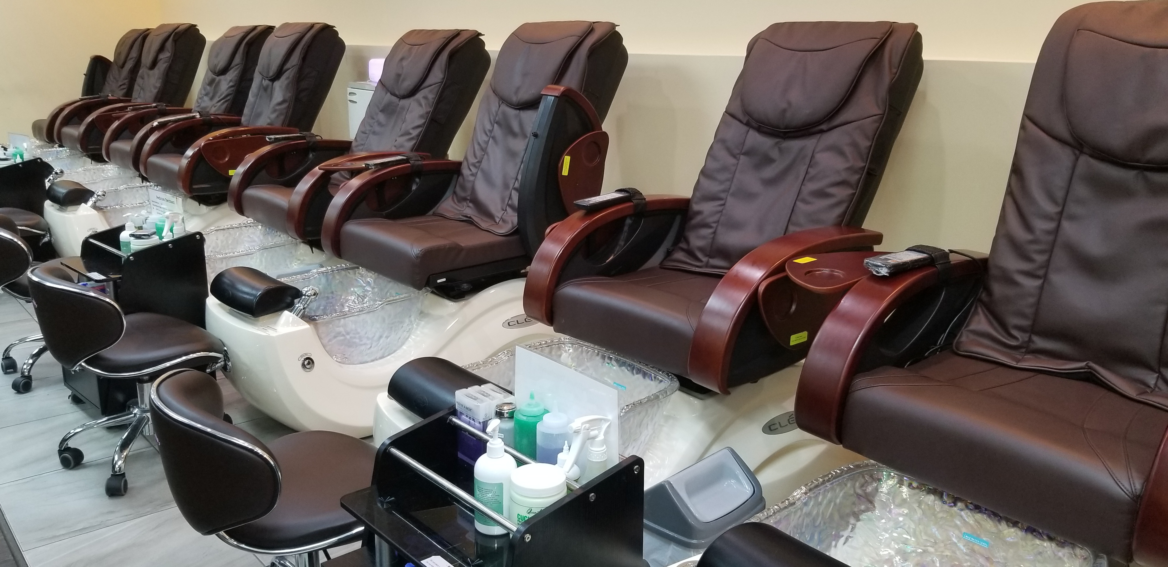 Gallery Cobble Nails & Spa