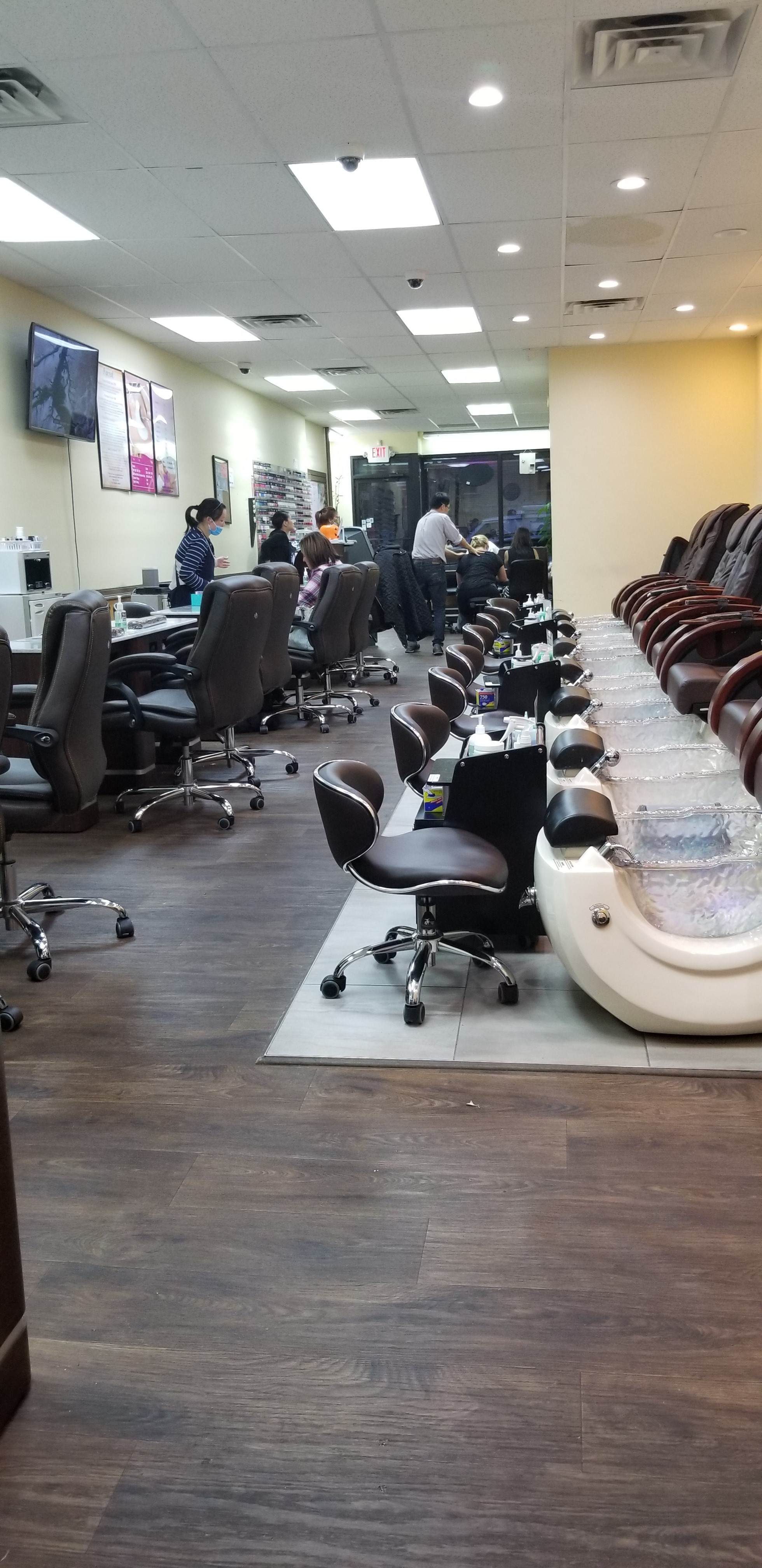 Gallery Cobble Nails & Spa