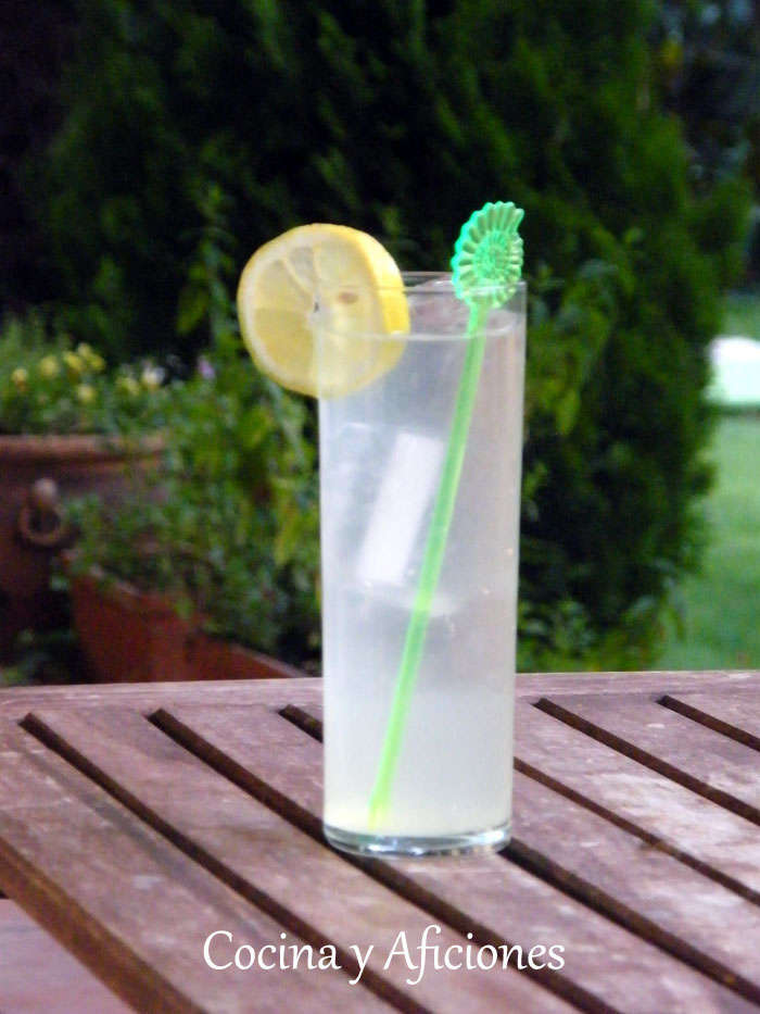 Tom Collins, un cóctel para el atardecer