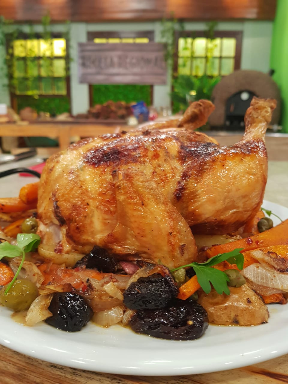Pollo al horno con vegetales Cocineros Argentinos