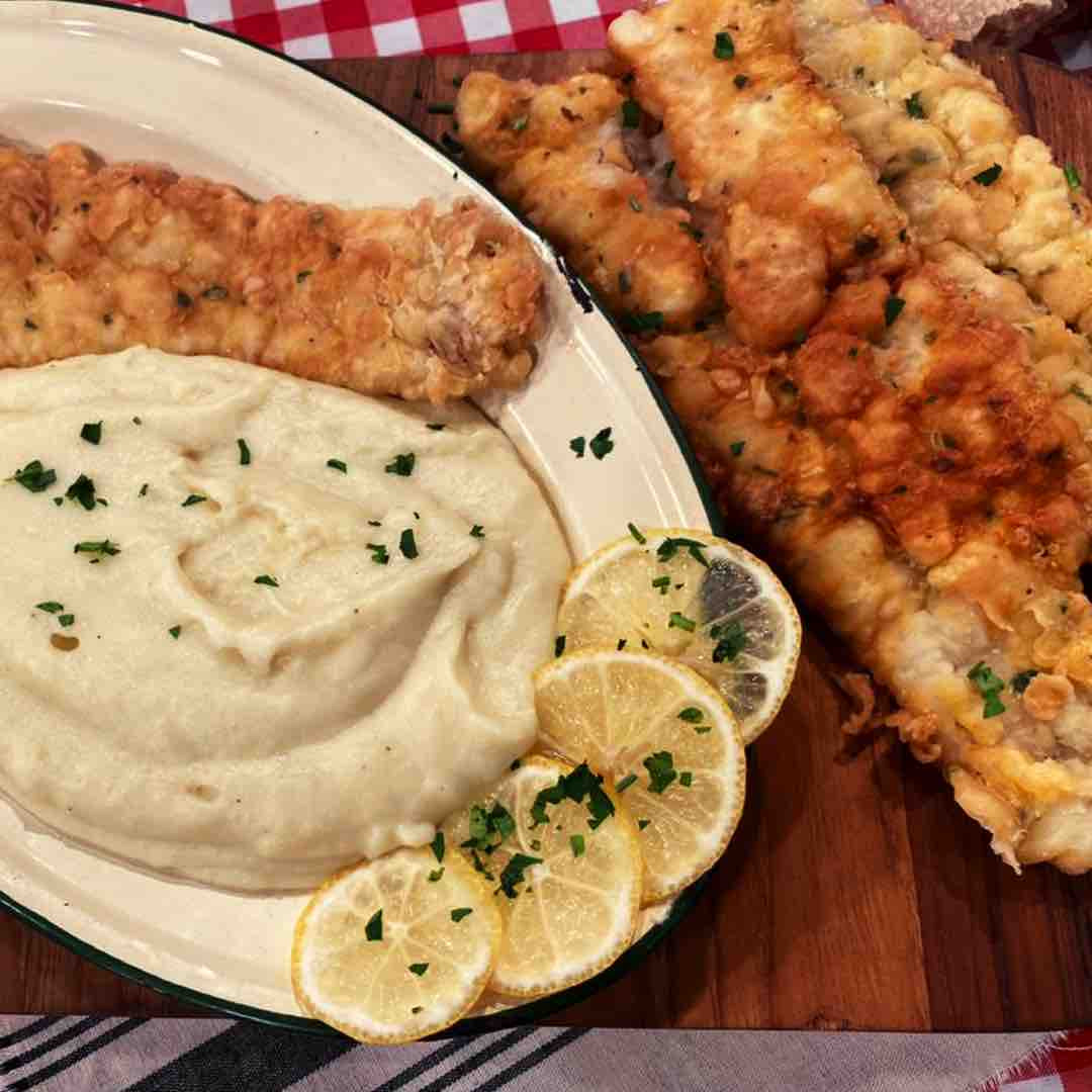 FILET DE MERLUZA CON PURÉ DE PAPAS Cocineros Argentinos