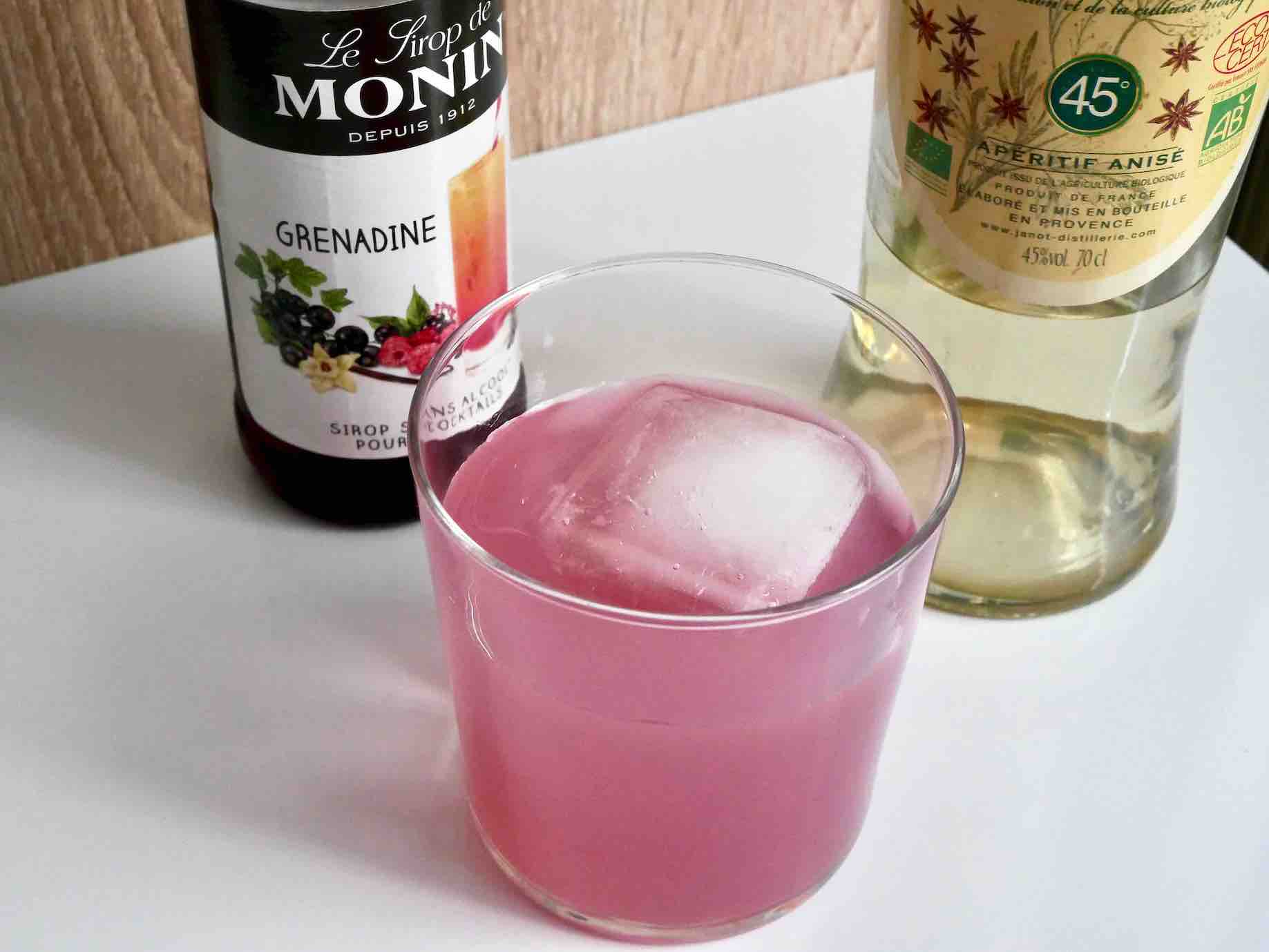 Tomate (Pastis Grenadine) - Cocktails - Cocktail Molotov