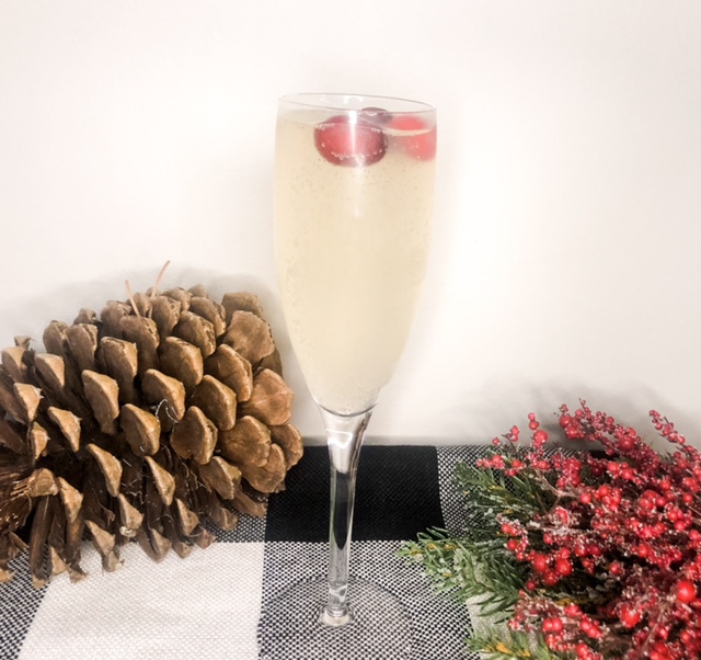 French 75 Cocktail (Gin Champagne Cocktail)