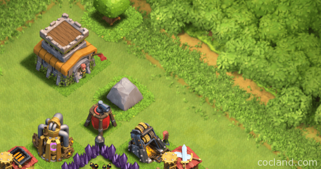 Max out before going to Town Hall 9? Clash of Clans Land