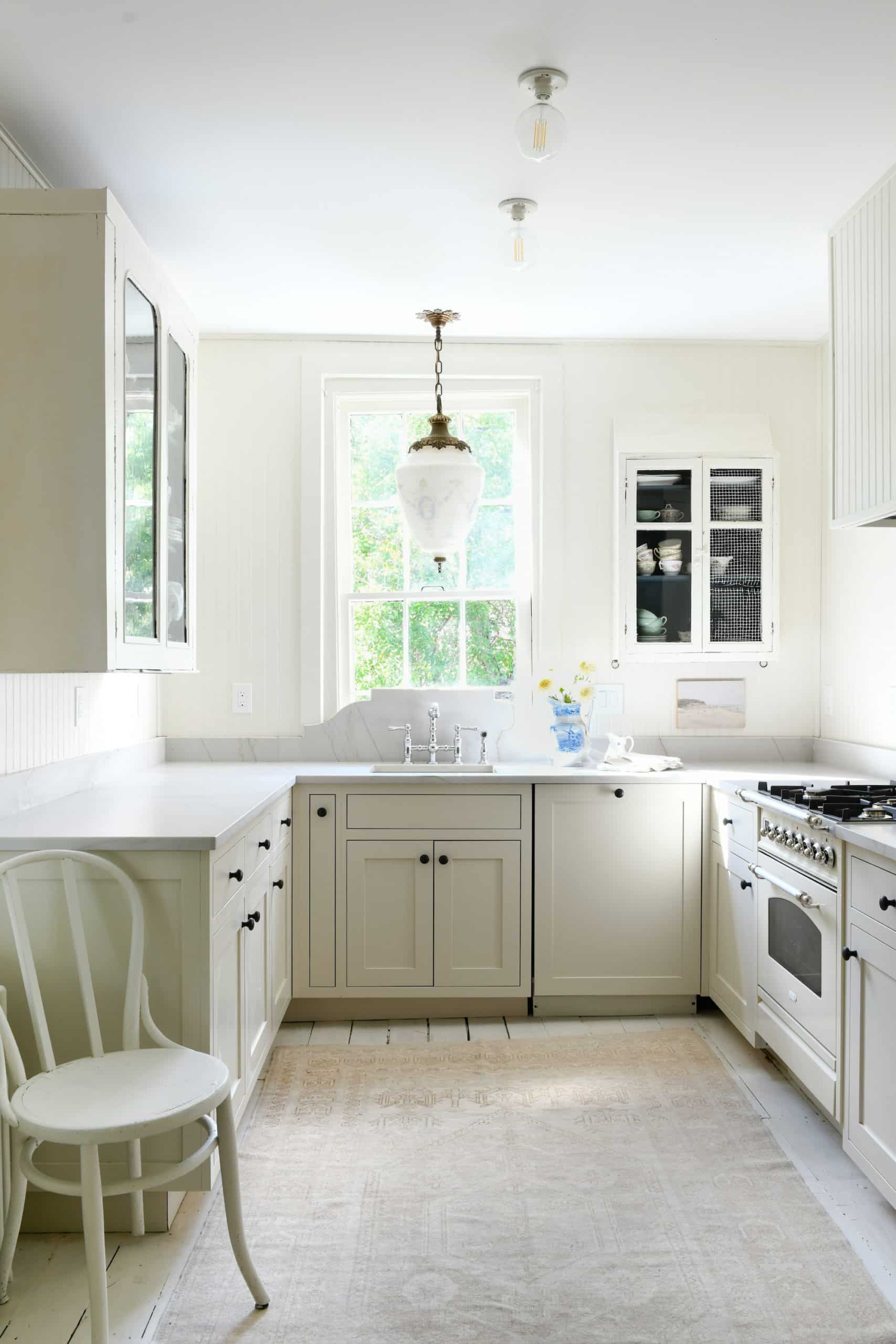 Country Chic Cream Kitchen Room Of The Day COCOCOZY